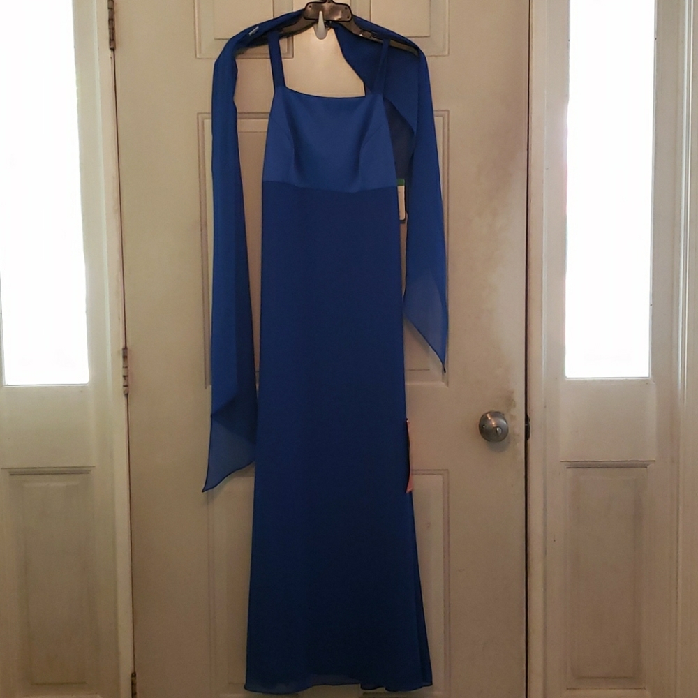 Women's gown
